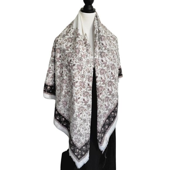 New - Vince Camuto Large Square Scarf Wrap Size OS - Picture 6 of 10